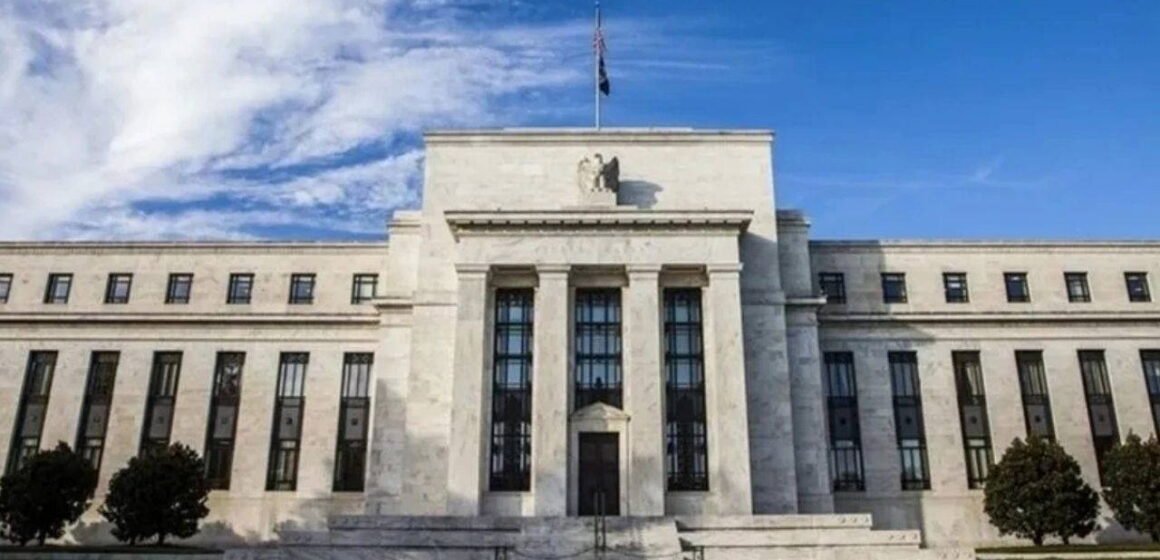 Fed'in Eylül 2026 FOMC toplantısı 15-16 Eylül'de gerçekleştirilecek. ABD Merkez Bankası FED binası ve Eylül 2026 faiz kararı toplantısı