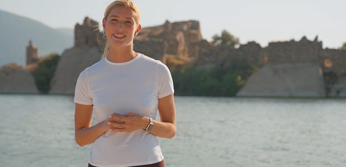 Bodrum Kalesi surları ve Ege Denizi manzarası