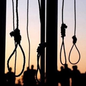 Cezayir'de orman yangınlarına karşı yeni ceza düzenlemesi tartışılıyor. Cezayir'de ormanlık alanda çıkan yangının genel görünümü