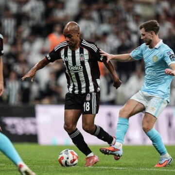 Beşiktaş'ın kadrosunda düşünmediği Joao Mario için AEK iddiası Yunan basınına yansıdı Beşiktaş formasıyla sahada görülen Joao Mario