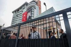 CHP'nin temyizden feragat kararı sonrası partide başlayan kurultay tartışmasının odağındaki genel merkez. CHP genel merkezi önünde basın açıklaması