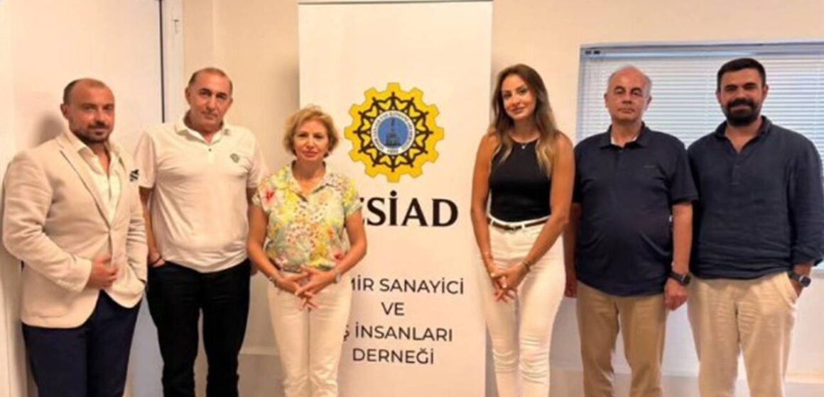İZSİAD’ın düzenlediği webinarda sanayide yeşil dönüşüm ve karbon ticareti ele alındı. İZSİAD Çevre ve Enerji Komisyonu webinar oturumu, yeşil dönüşüm ve karbon ticareti paneli