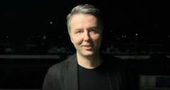 Eski Habertürk TV Genel Yayın Yönetmeni Mehmet Akif Ersoy, İstanbul 19. Ağır Ceza Mahkemesi'nde yargılanıyor. Mehmet Akif Ersoy'un yargılama sürecine ilişkin haber görseli