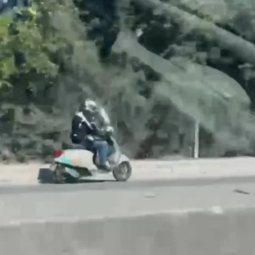Dörtyol mevkisinde bir vatandaşın cep telefonu kamerasıyla kaydedilen ters yön ihlali anı Yalova-İzmit kara yolunda ters yönde ilerleyen motosiklet